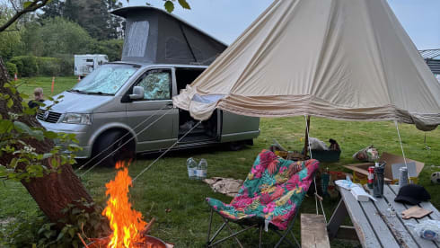 Vantastic – 4 berth Volkswagen campervan from 2007