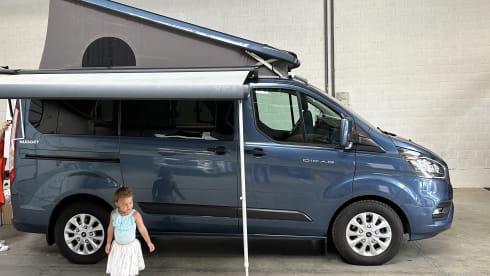 Adventure cooking and fun – 5p Ford campervan uit 2020