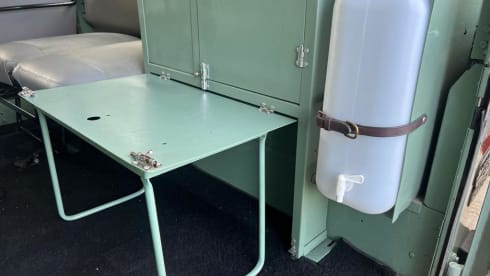 The Northumbrian Rover – 4 berth Land Rover rooftop from 1967