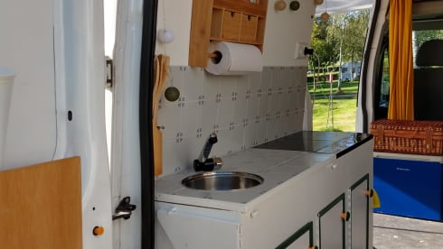 Ferdinand Ford – Ford Transit camper van from 2021 two persons.