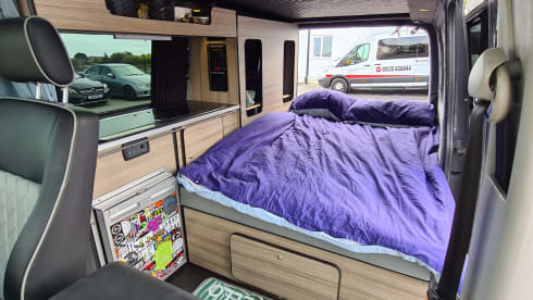 Belle – VW T5 campervan 