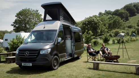 Avandra  – Avandra – All-Season Adventure Campervan 🚐✨
