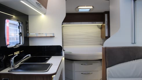 Compact Pilote P650C for rent!