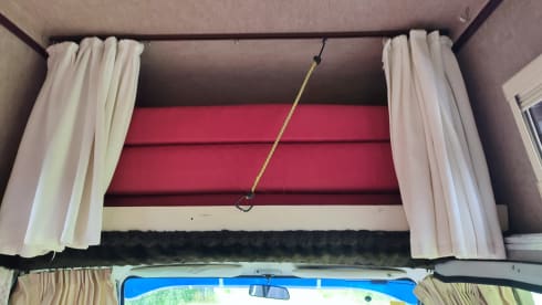Nomad – 2p Mercedes-Benz campervan from 1981