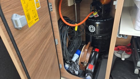 Pilote Xplorer – New bus camper Pilote Vega_630J