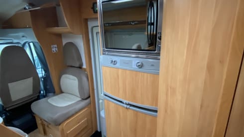 Length beds! Adria Coral S670SL new condition