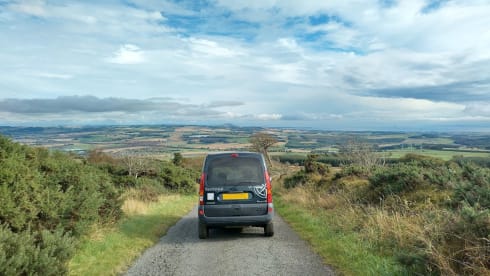 Kelpie – Amazing micro camper for Scottish adventures 