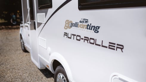 LUX 6 berth & 5 seatbelts – WiFi, 2 TV's, Pets ✅, Bikes ✅, Table & Chairs