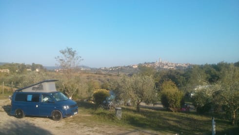 Blueberry – Elegante furgone camper VW T5 4 con w / aria condizionata e riscaldamento