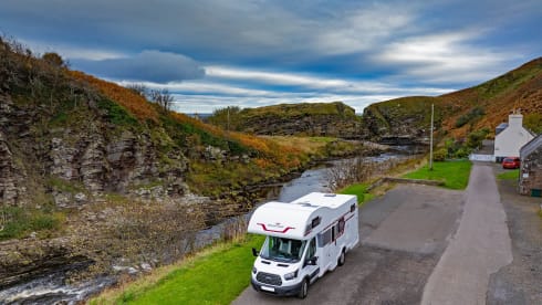 Priya – NC500 6 person Motorhome Campervan Hire Inverness Airport