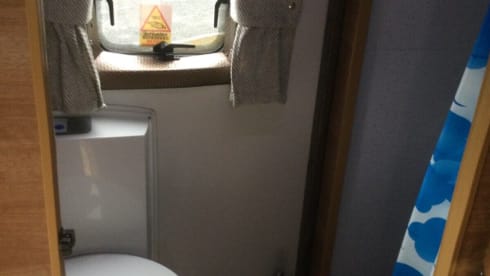 Hopper – 2 berth 2 seater Campervan