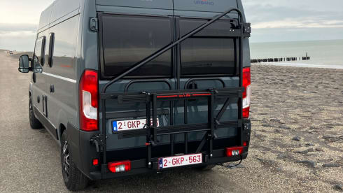 Rolly – 2p Roller Team bus uit 2025