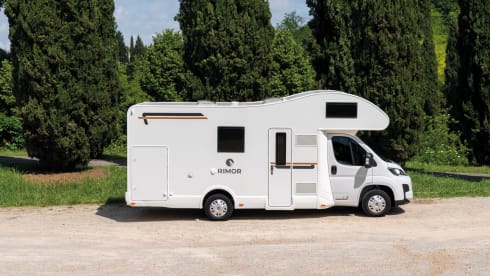 6 berth Rimor Sarus 5