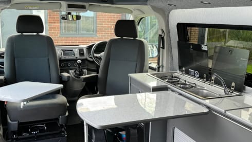 Colin – 4 berth Volkswagen campervan from 2017