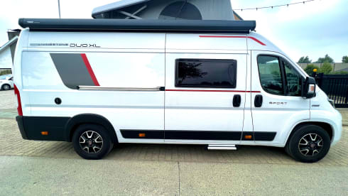 Loft On Wheels 3.0 – Roller team camper bus full option 4 persons