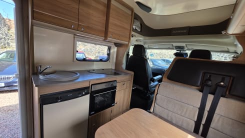 2016 Bailey Approach Advance 665 - 6 Berth