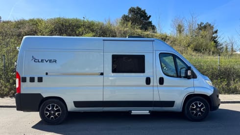 Clever runner  600 – 2p Citroën campervan from 2021
