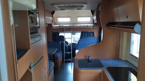 Rinus – Laika Ecovip 2.1 attic camper