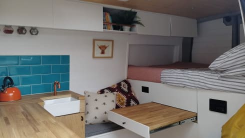 Daisy the van – Beautiful campervan conversion