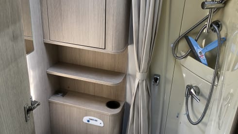 Krachtpatser met 180 PK – 2p Bürstner semi-integraal (2014)