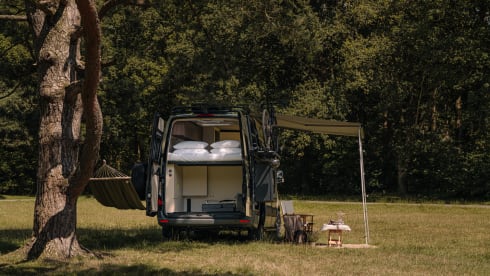 Comfort Double Camper – NEW 3p custom built Mercedes campervan from 2024