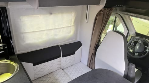 4p Chausson semi-integrated uit 2024