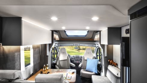 22 LMC H660G  – Tourer lift 3 persons