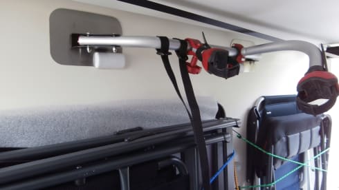 Luxe camper – Luxury automatic Ford 170 HP - With complete equipment for 4 people!