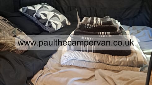 Paul – 2 1/2 berth Luxury Mercedes Campervan, with kennel - Inclusive Insurance