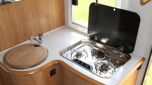 Super Brig 678 (2) – Nice Super Brig 678 (2) camper for 7 people
