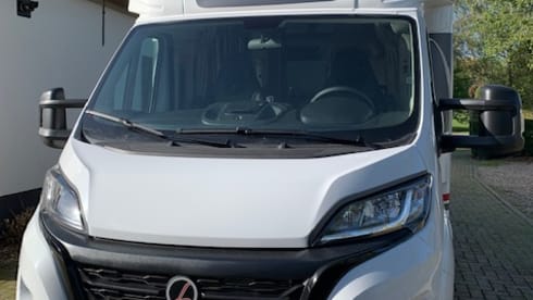 La Marca 74 – New La Marca 74 on Fiat chassis. Ultimate enjoyment in this new camper!