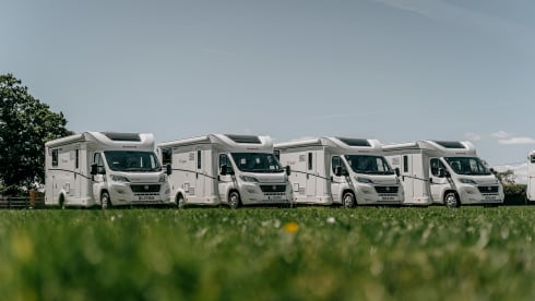 H11 – Fiat Dethleffs Just 90 Ideal family van or 2 couples