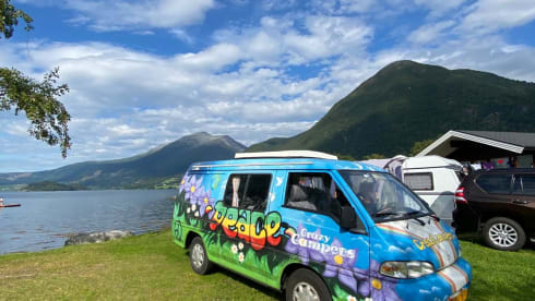 Groovy – Unique 2p camper van from 1999