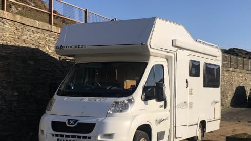 Anglesey Motorhome – Eldis Autoquest 140 4 Berth Motorhome