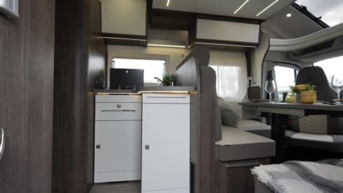 Benimar Cocoon 463 – New Ford 4p semi-integrated from 2025 