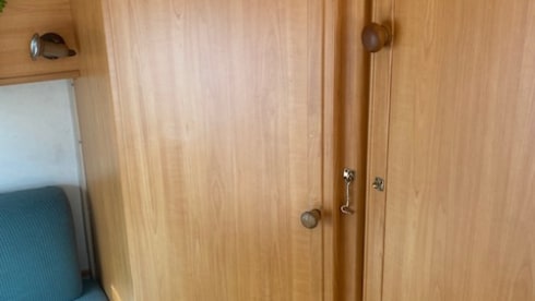 Trees – 6p Peugeot alcove from 1998