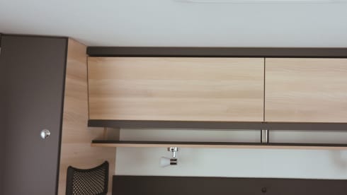 Nuovo di zecca, integrale di lusso a 4 posti dal 2024