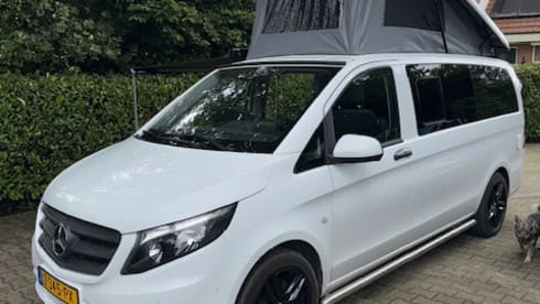 Mercedes-Benz Vito campervan with beautiful installation.