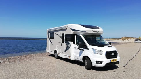 Melrooy – Luxurious, fully equipped Chausson