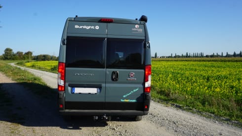 Sunlight Cliff 600 Adventure Edition