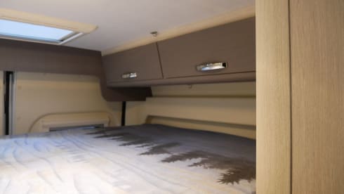 Chausson4, 4 sleeping- 4 seats, Bunk bed!