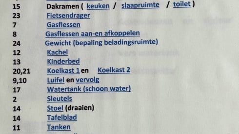 Mooie camperbus Pössl 2WIN PLUS met praktische en mooie opties