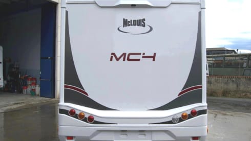 MC4 873 – McLouis Yearling 83