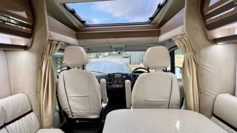 3 berth Motorhome Rapido 640