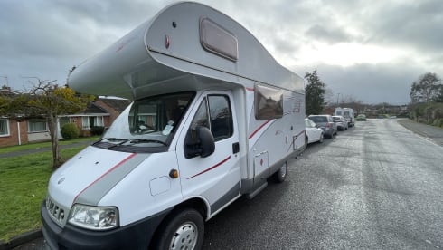 Hugo – 5 berth Hymer classic 