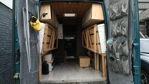 Pino – Winter ready 2 person bus camper + tow bar 