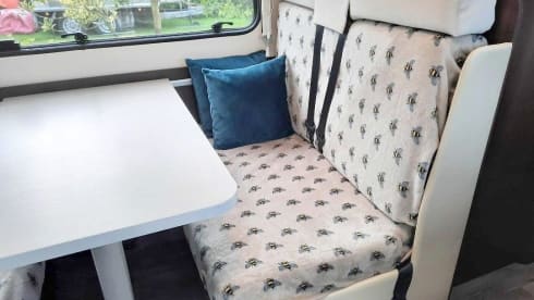Missylu – 2019 6 berth Ford Rollerteam motorhome