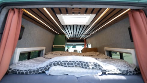 Olaf – 2-seater Volkswagen bus from 2005
