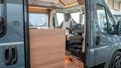 Advisim Campers – 4p Knaus bus from 2025