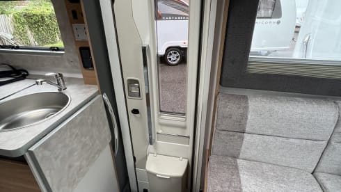 MH003 – (MH003) 2023 Luxury 6 berth Bailey Adamo 754 DL Automatic
